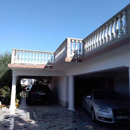 Kampor 8 Apartment *